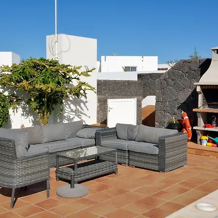 Playa Blanca Sleeps 10 Pool Air Con Wifi *