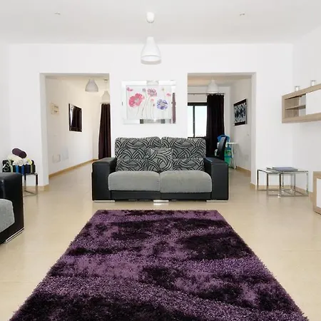 Playa Blanca Sleeps 10 Pool Air Con Wifi * Playa Blanca (Lanzarote)