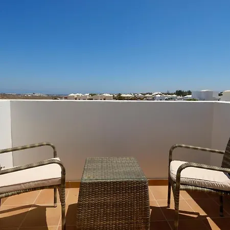 Villa Playa Blanca Sleeps 10 Pool Air Con Wifi *