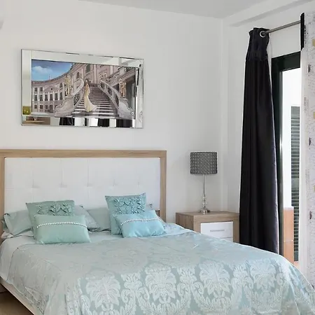Playa Blanca Sleeps 10 Pool Air Con Wifi * Playa Blanca (Lanzarote)